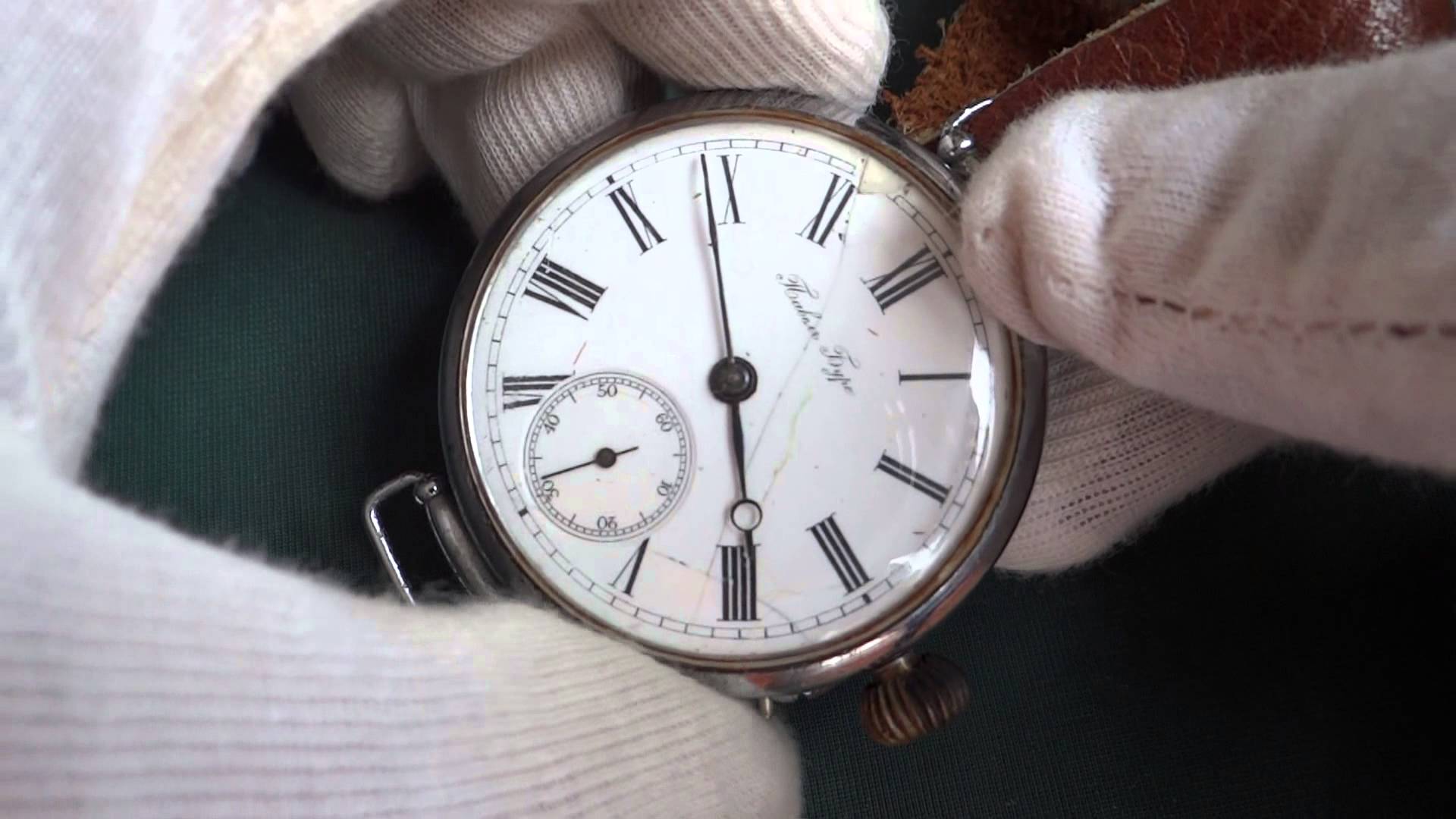 Сколько стоят старинные наручные часы