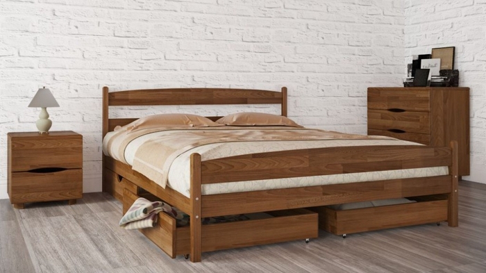 Как выбрать кровать из дерева для взрослого