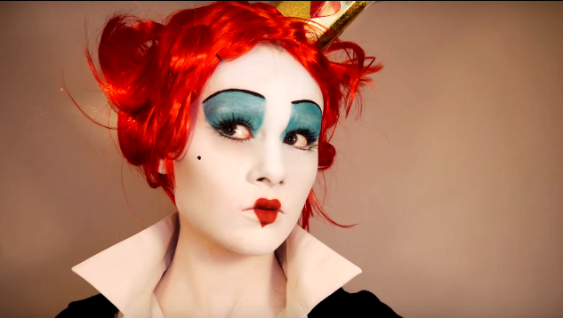 макияж на Хеллоуин красная королева червей