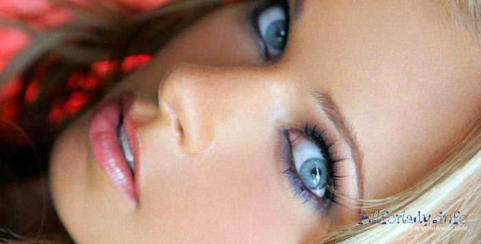 Как правильно сделать красивый дневной макияж глаз для блондинок