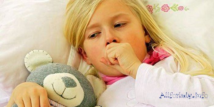 Как вылечить кашель у маленького ребенка при помощи народных средств